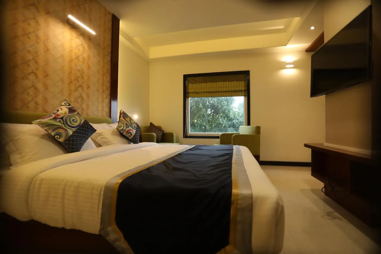 Hotel The Pinnacle Inn Sarnath Varanasi